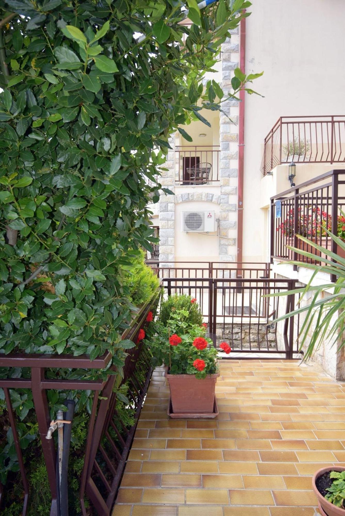 Apartment Neda In Rabac With Bay View 外观 照片
